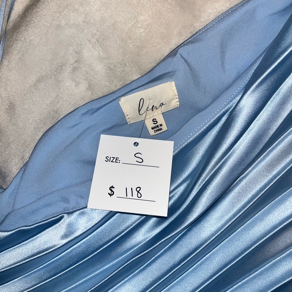 Baby blue, one shoulder, satin pleated mini dress with adjustable side keyhole - Picture 4 of 4